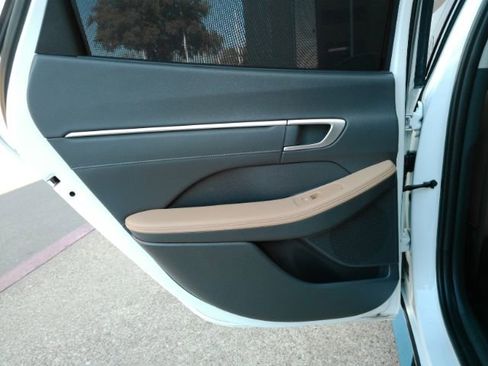 Used 2024 Hyundai Sonata Limited image 19