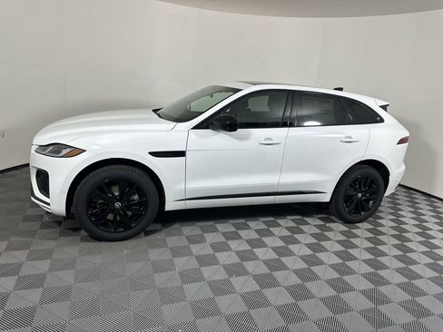Used 2026 Jaguar F-PACE R-Dynamic S AWD/4WD image 2