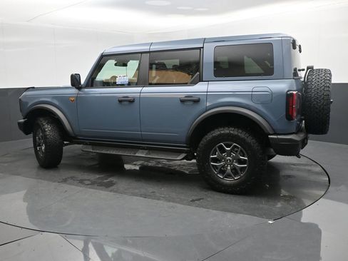 New 2025 Ford Bronco Badlands AWD/4WD image 3