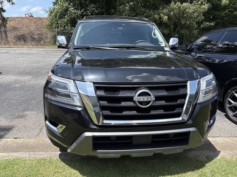 Used 2024 Nissan Armada Platinum w/ Captain's Chairs Package AWD/4WD image 4