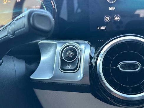 Used 2023 Mercedes-Benz GLB 250 4MATIC w/ Premium Package image 56