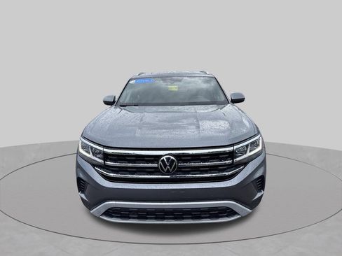 Certified 2023 Volkswagen Atlas Cross Sport SE FWD image 3