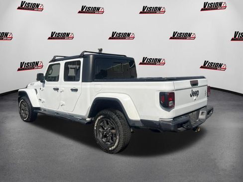 Used 2022 Jeep Gladiator Sport AWD/4WD image 6