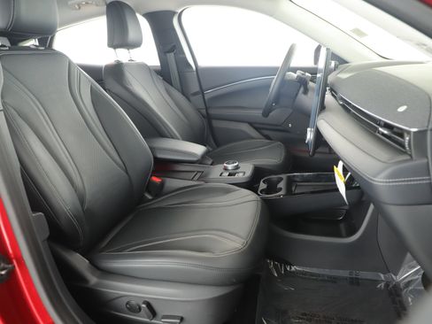 Used 2024 Ford Mustang Mach-E Premium image 20