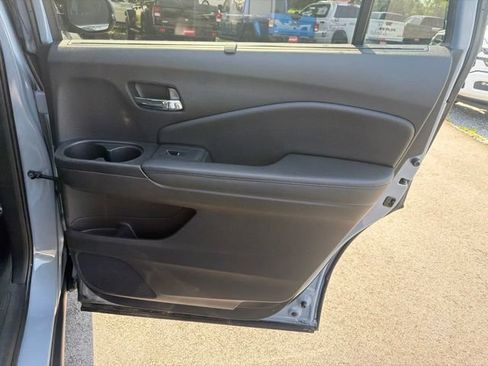 Used 2022 Honda Pilot Touring image 13