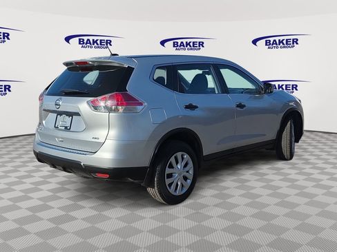 Used 2016 Nissan Rogue S image 5