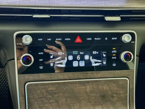 New 2027 Genesis GV80 2.5T Advanced AWD/4WD image 14