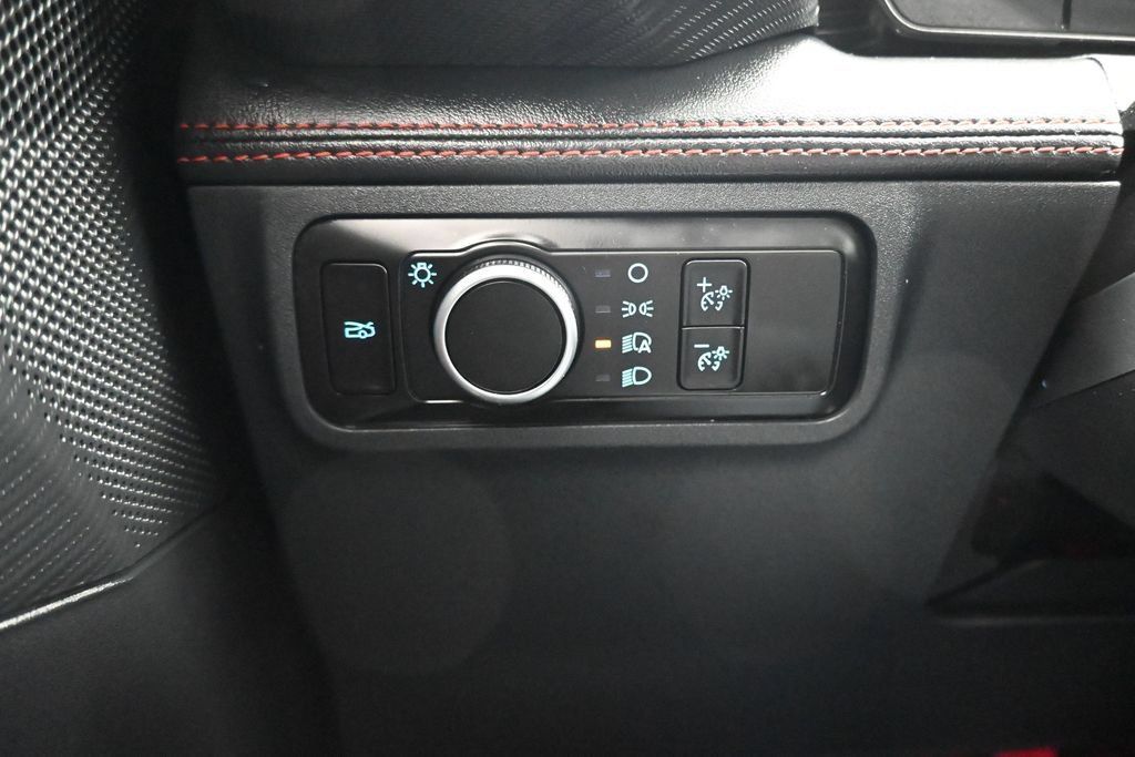 Used 2025 Ford Mustang GT Premium RWD image 28