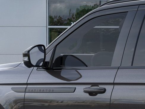 New 2026 Lincoln Navigator Black Label AWD/4WD image 20