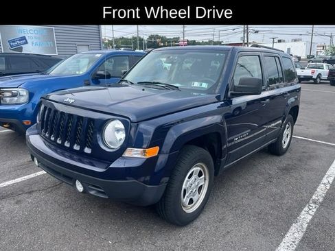 Used 2017 Jeep Patriot Sport FWD image 2