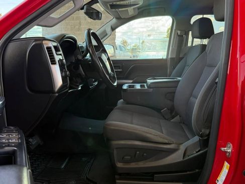 Used 2018 Chevrolet Silverado 1500 LT w/ All Star Edition image 37