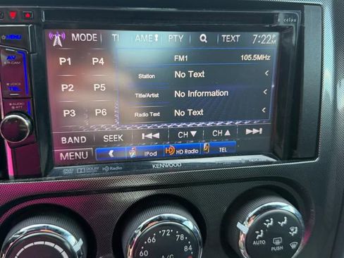 Used 2014 Dodge Challenger SXT RWD image 13