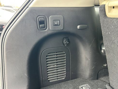 Used 2018 INFINITI QX60 Luxe w/ Deluxe Technology Package image 30