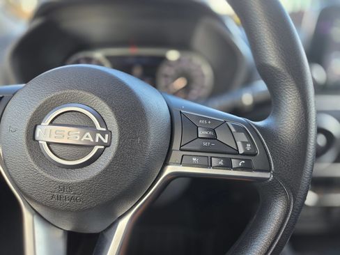 Used 2024 Nissan Sentra SV FWD image 20