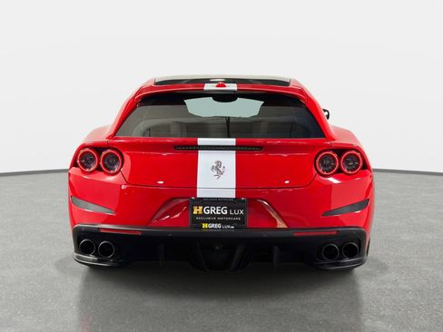 Used 2018 Ferrari GTC4Lusso T image 4