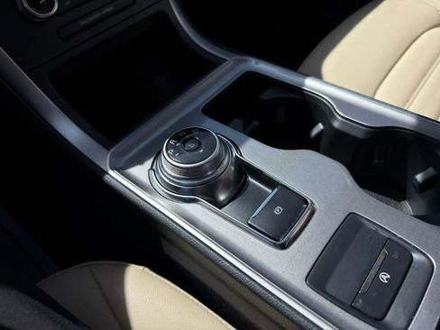 Used 2024 Ford Edge SEL w/ Convenience Package image 31