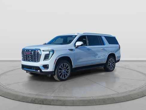 New 2026 GMC Yukon XL Denali AWD/4WD image 4