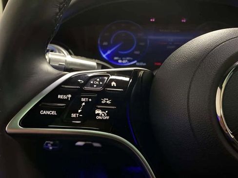 Used 2023 Mercedes-Benz EQS 580 4MATIC Sedan image 34
