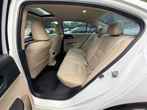 Used 2015 Honda Accord EX-L image 11