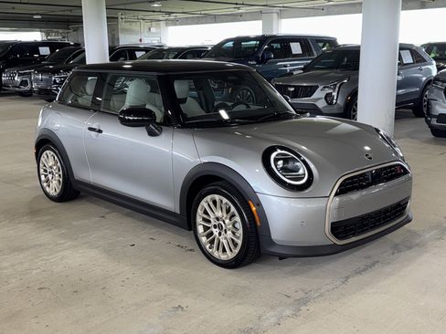 New 2026 MINI Cooper S image 1