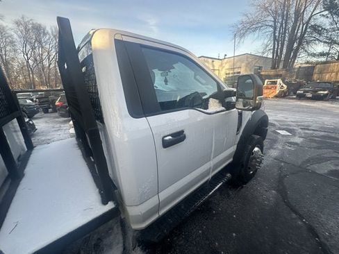 Used 2022 Ford F550 4x4 Regular Cab Super Duty image 9