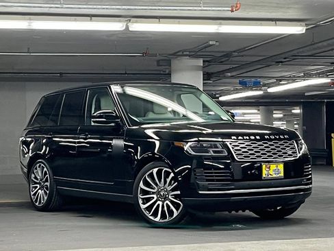 Used 2018 Land Rover Range Rover HSE AWD/4WD image 2