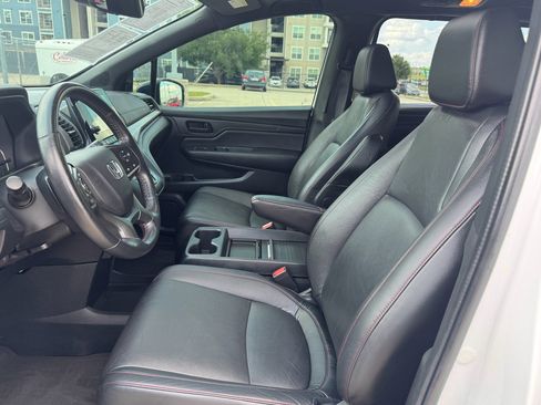 Certified 2023 Honda Odyssey Sport image 10