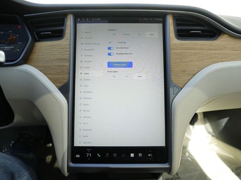 Used 2018 Tesla Model S 100D image 55