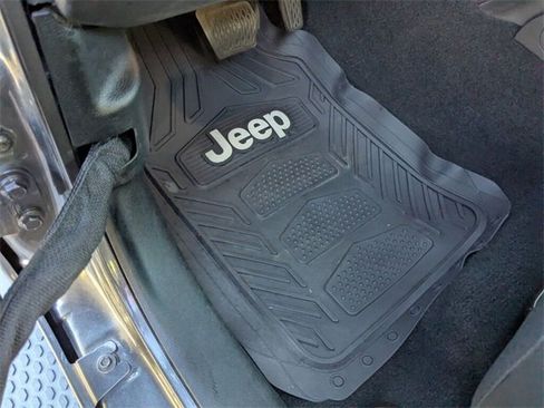 Used 2020 Jeep Wrangler Unlimited Sport S image 30