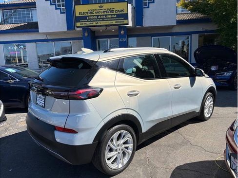 Used 2023 Chevrolet Bolt EUV LT w/ Driver Confidence Package FWD image 34