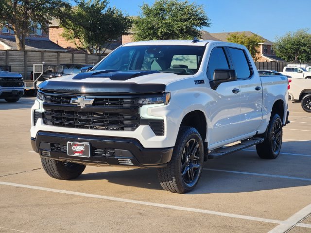 Used 2025 Chevrolet Silverado 1500 LT Trail Boss w/ Convenience Package II AWD/4WD image 11