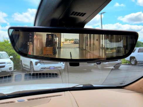 Used 2021 Cadillac XT6 Premium Luxury w/ Platinum Package AWD/4WD image 73