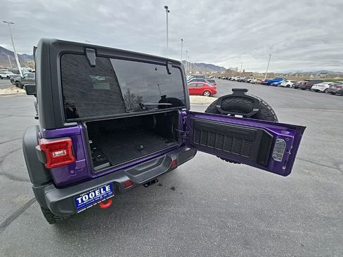 Used 2023 Jeep Wrangler Unlimited Rubicon w/ LED Lighting Group image 44