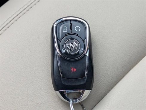 Used 2017 Buick Encore Premium image 35