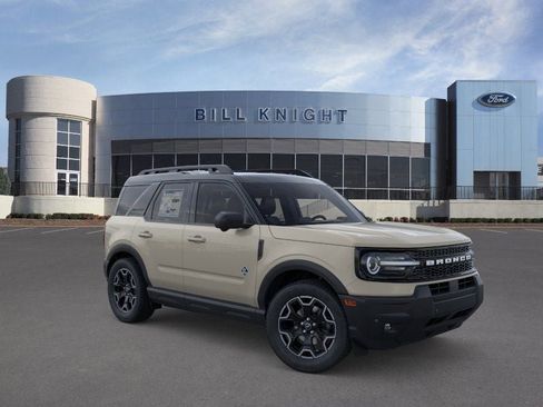 New 2025 Ford Bronco Sport Outer Banks w/ Outer Banks Tech Package+ AWD/4WD image 1