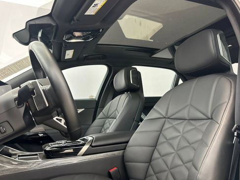 Certified 2024 BMW 740i image 16