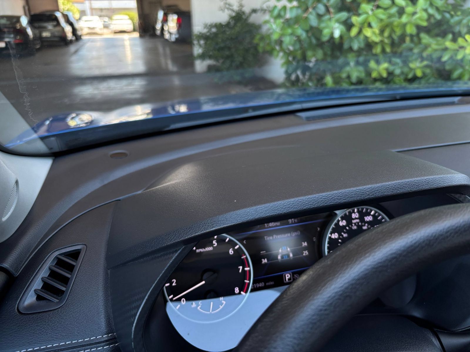 Used 2025 Nissan Sentra SV FWD image 32