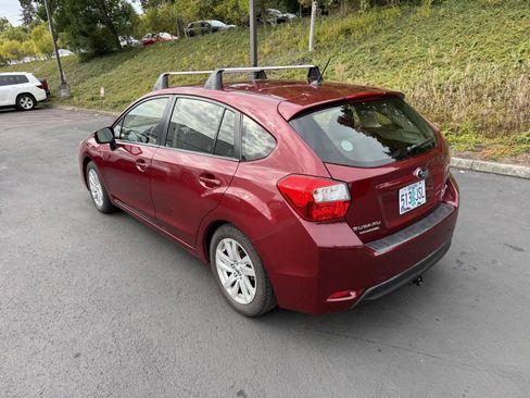 Used 2015 Subaru Impreza 2.0i Premium AWD/4WD image 3