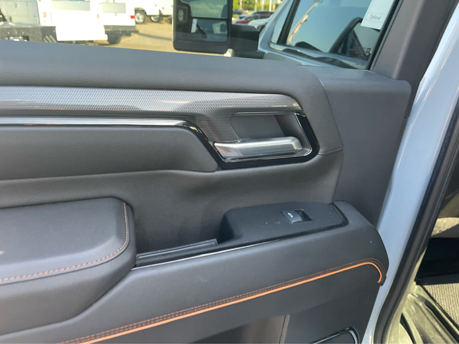 Used 2024 GMC Sierra 2500 AT4 w/ AT4 Premium Plus Package AWD/4WD image 20