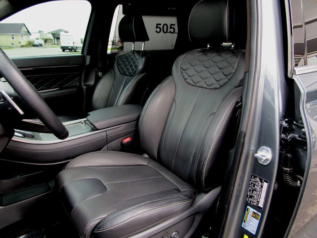 Used 2022 Hyundai Palisade Calligraphy AWD/4WD image 15
