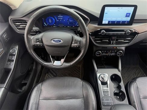 Used 2020 Ford Escape Titanium image 12