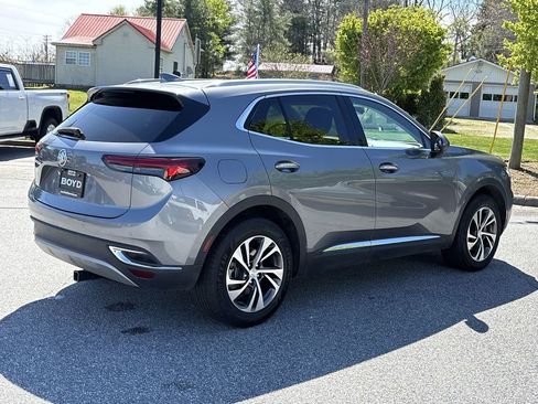 Used 2021 Buick Envision Essence FWD image 9