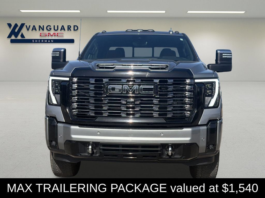 Used 2025 GMC Sierra 2500 Denali Ultimate w/ Max Trailering Package AWD/4WD image 3