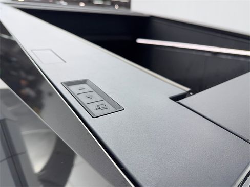 Used 2024 Tesla Cybertruck AWD Crew Cab image 13