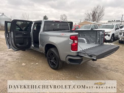 Used 2024 Chevrolet Silverado 1500 Custom image 36