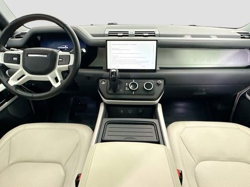 Used 2023 Land Rover Defender 130 First Edition image 13
