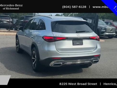Used 2025 Mercedes-Benz GLC 350e 4MATIC image 9