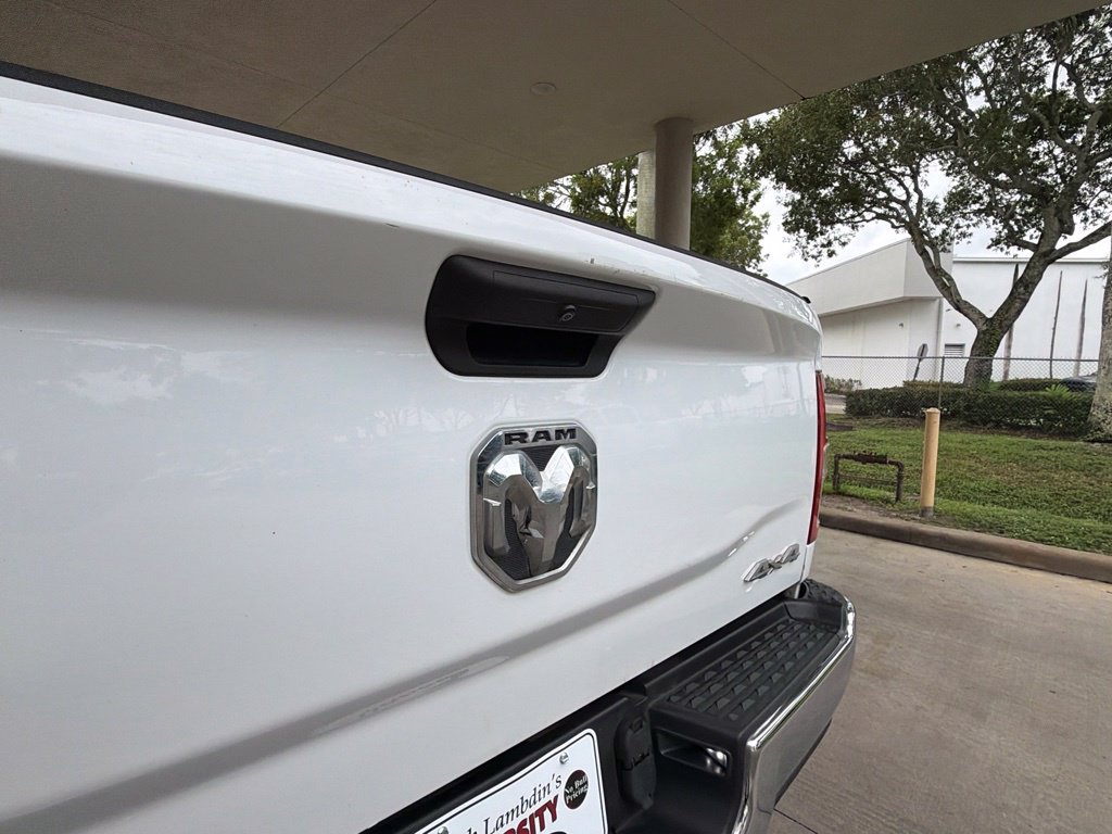 Used 2024 RAM 2500 Tradesman w/ Chrome Appearance Group AWD/4WD image 22
