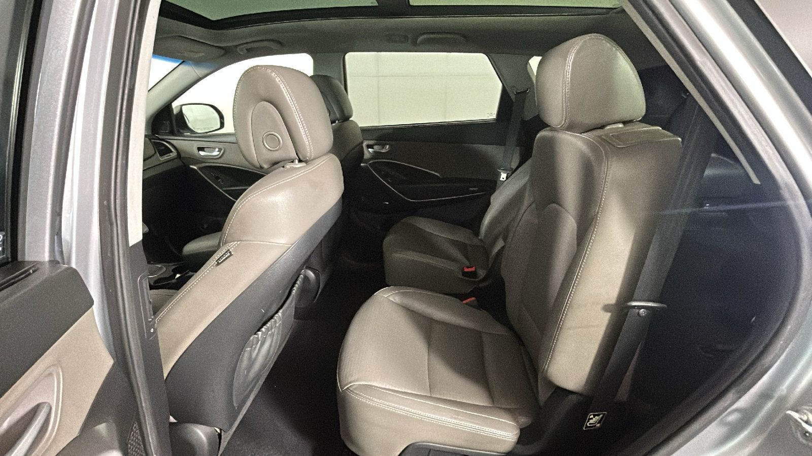 Used 2014 Hyundai Santa Fe Limited FWD image 31