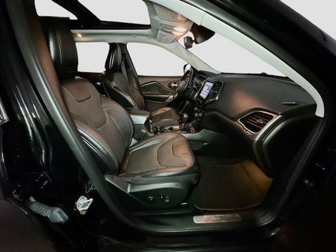 Certified 2021 Jeep Cherokee Limited w/ Elite Package image 21